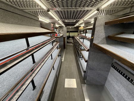 Ahles-Mac-Tools-Step-Van04