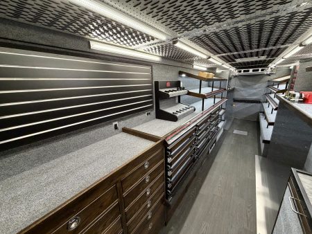 Ahles-Mac-Tools-Step-Van05