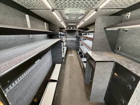 2024-used-mac-18ft-stepvan-06