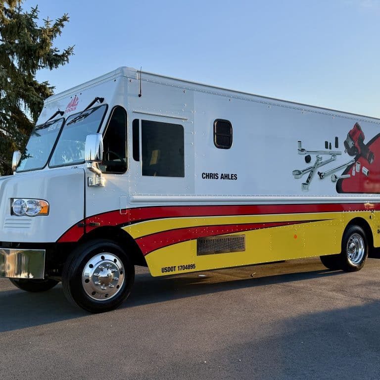 Ahles-Mac-Tools-Step-Van06