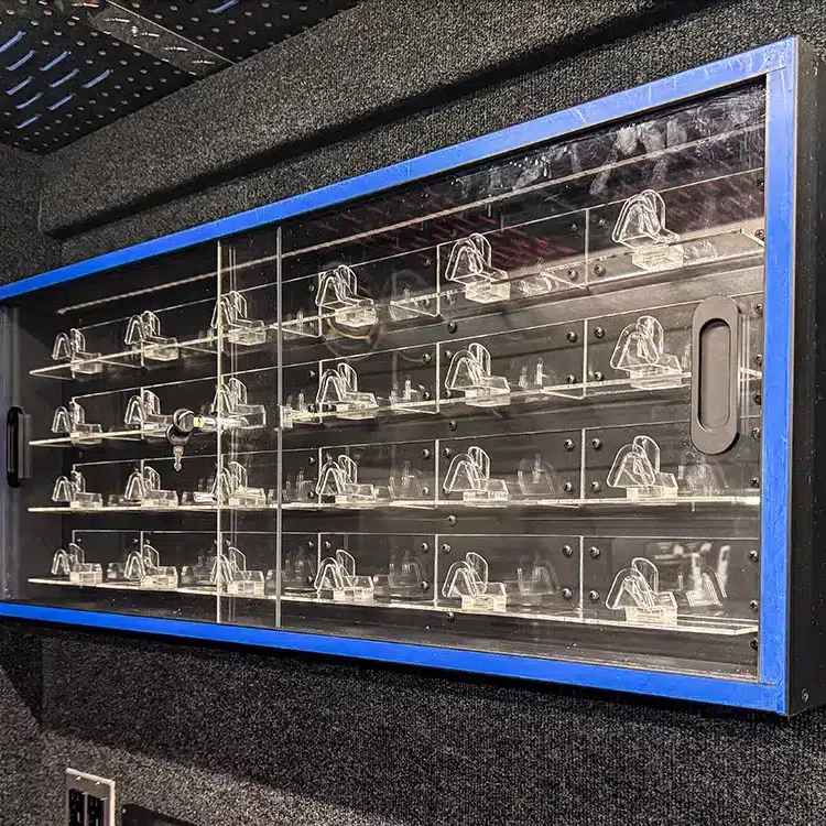 opt-glass-case-01